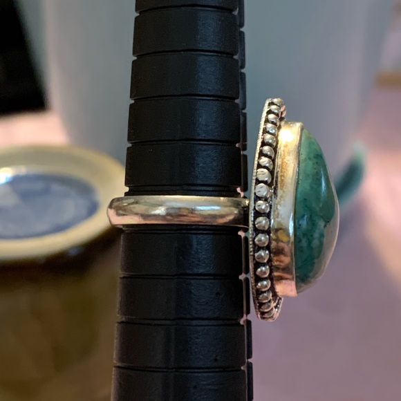 Genuine Howlite silver ring. Size 4 - Picture 2 of 9